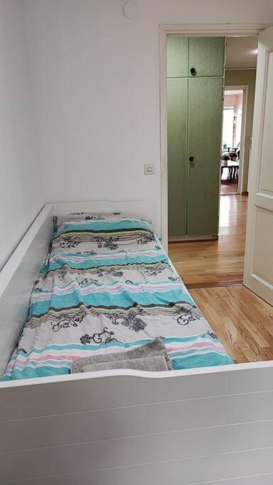 Sollenatuna Cozy & Spacial Apartment Соллентуна Екстер'єр фото