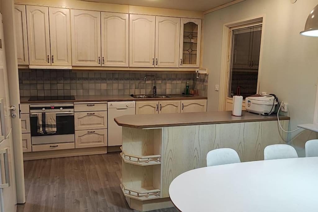 Sollenatuna Cozy & Spacial Apartment Соллентуна Екстер'єр фото